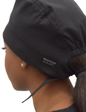 Load image into Gallery viewer, Satin Lined Scrub Cap True Black